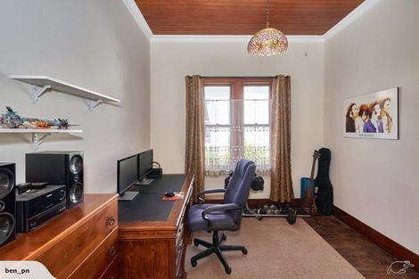 Photo of property in 11 Hereford Street, West End, Palmerston North, 4410