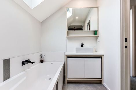 Photo of property in 2/22 Campbell Street, Frankton, Hamilton, 3204