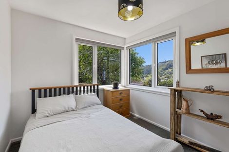 Photo of property in 20 Flinders Road, Heathcote Valley, Christchurch, 8022