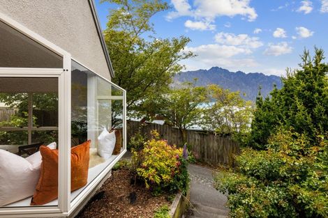 Photo of property in 9 Alta Place, Frankton, Queenstown, 9300