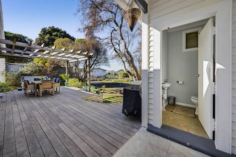 Photo of property in 33 Dives Avenue, Hawera, 4610