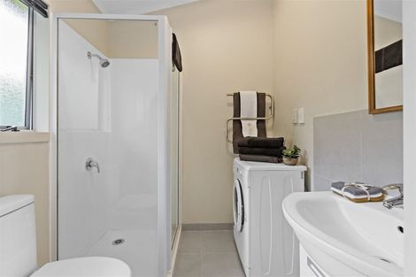 Photo of property in 673 East Coast Road, Browns Bay, Auckland, 0630