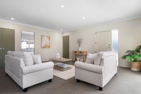 Photo of property in 5 Harmens Way, Greerton, Tauranga, 3112