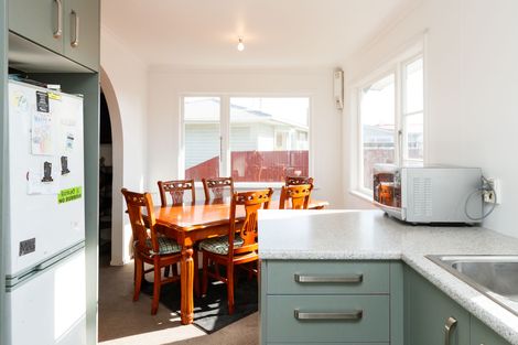 Photo of property in 23 Duff Crescent, Highbury, Palmerston North, 4412