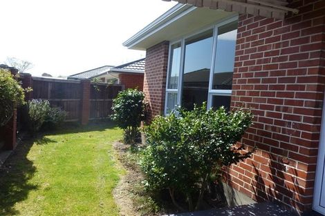 Photo of property in 1/17 Daniels Road, Redwood, Christchurch, 8051