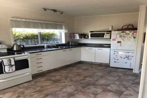 Photo of property in 113a Clevedon Road, Papakura, 2110