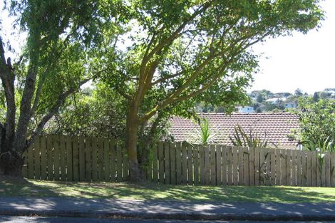 Photo of property in 41 Nor'east Drive, Northcross, Auckland, 0632