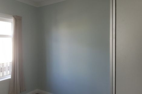 Photo of property in 37 Tauhinu Road, Miramar, Wellington, 6022