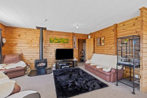 Photo of property in 5 Oxford Street, Waikari, 7420
