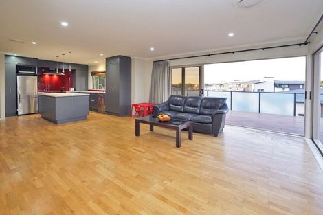 Photo of property in 11 Marnane Terrace, St Andrews, Hamilton, 3200