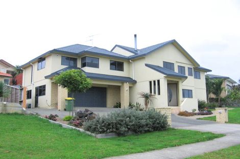 Photo of property in 14 Te Wharau Drive, Greenhithe, Auckland, 0632