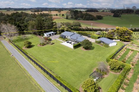 Photo of property in 1402 Glenbrook Road, Glenbrook, Waiuku, 2681