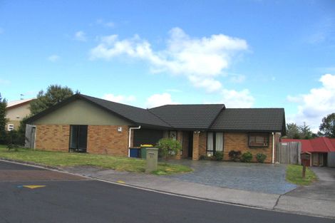 Photo of property in 53 Kingdale Road, Henderson, Auckland, 0610