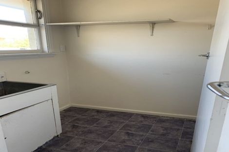 Photo of property in 22 Oriana Crescent, Hornby, Christchurch, 8042