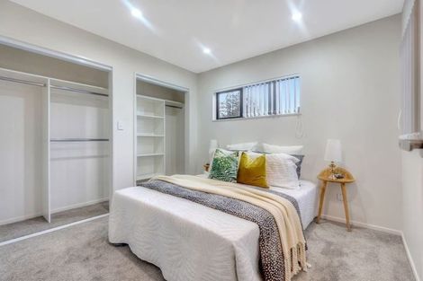 Photo of property in 5/2 Smiths Avenue, Papakura, 2110