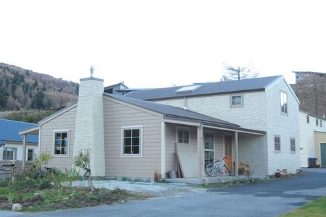 Photo of property in 19b Redfern Terrace, Arthurs Point, Queenstown, 9371