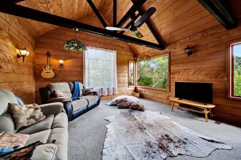 Photo of property in 22b Sequoia Grove, Merrilands, New Plymouth, 4312