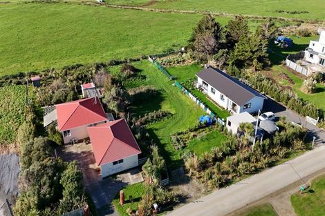 Photo of property in 98 Oki Street, Oreti Beach, Invercargill, 9879