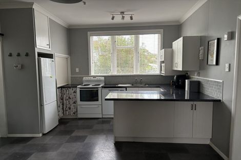 Photo of property in 34 Princess Street, Ranui, Porirua, 5024