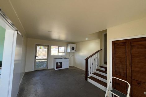 Photo of property in 21 Barrett Road, Whalers Gate, New Plymouth, 4310