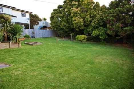 Photo of property in 77 Elliston Crescent, Stanmore Bay, Whangaparaoa, 0932