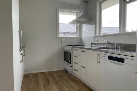 Photo of property in 30 Ashford Avenue, Hokowhitu, Palmerston North, 4410