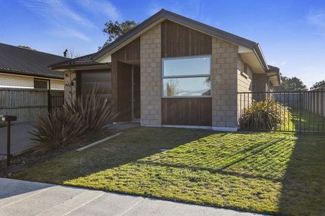 Photo of property in 31 Tara Crescent, Woodend, 7610