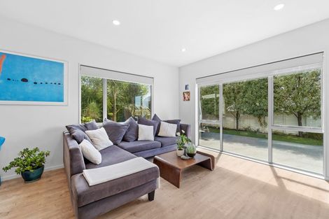 Photo of property in 9 Ruth Craig Place, Stanmore Bay, Whangaparaoa, 0932