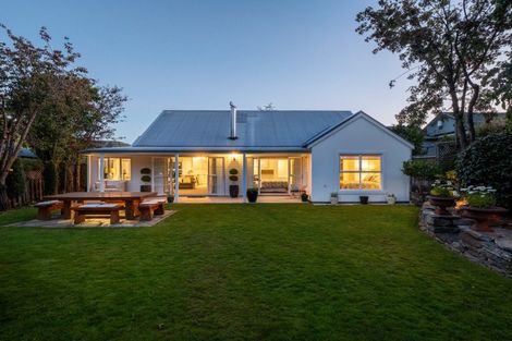 Photo of property in 4 Elva Dawson Place, Arrowtown, 9302