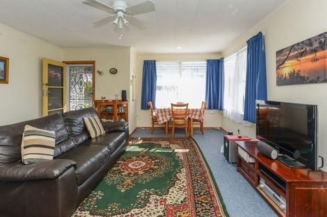 Photo of property in 2/407 Southland Road, Hastings, 4122