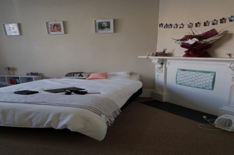 Photo of property in 124 Harbour Terrace, North Dunedin, Dunedin, 9016