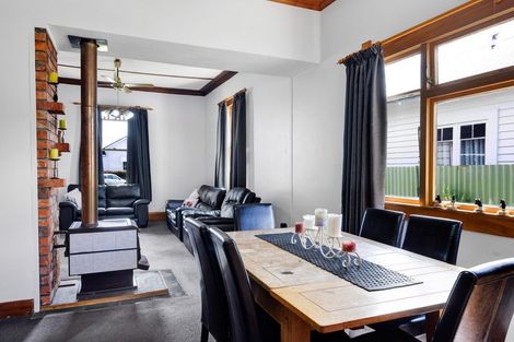 Photo of property in 54 Disraeli Street, Hawera, 4610