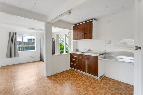 Photo of property in 32 Eastburn Street, Papakura, 2110