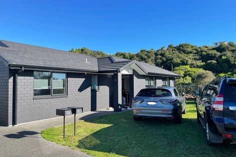 Photo of property in 92 Pakanga Grove, Pyes Pa, Tauranga, 3112