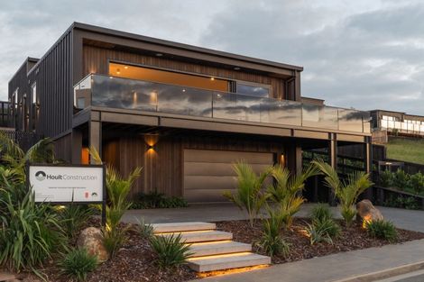 Photo of property in 23 Omahina Street, Raglan, 3225