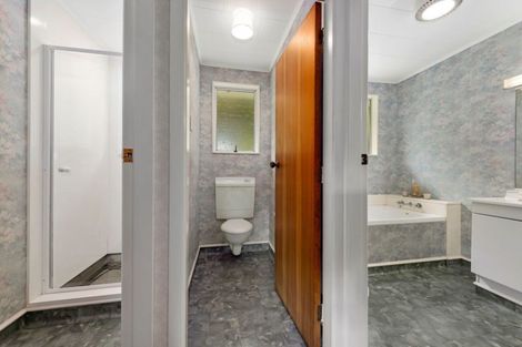 Photo of property in 477a Stokes Valley Road, Stokes Valley, Lower Hutt, 5019