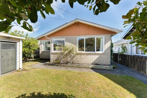 Photo of property in 52 Wallace Place, Westown, New Plymouth, 4310