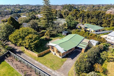 Photo of property in 105 Hone Heke Road, Kerikeri, 0230