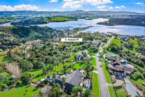 Photo of property in 5 Kotare Place, Sandspit, Warkworth, 0982