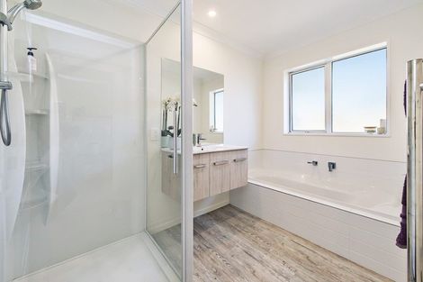 Photo of property in 18 Mclenaghan Road, Rolleston, 7614