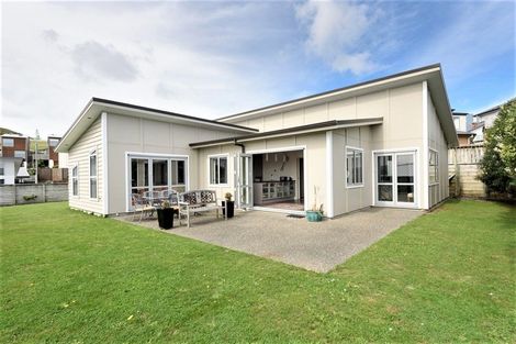 Photo of property in 22 Ashwood Street, Woodridge, Wellington, 6037
