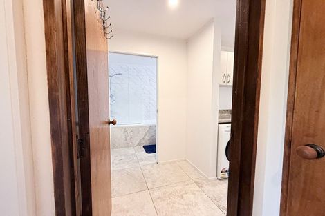 Photo of property in 30 Kimihia Road, Huntly, 3700