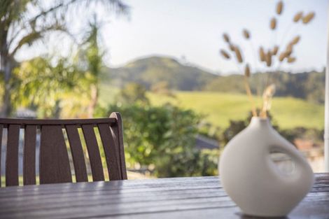 Photo of property in 12 Fendalton Place, Hatfields Beach, Orewa, 0931