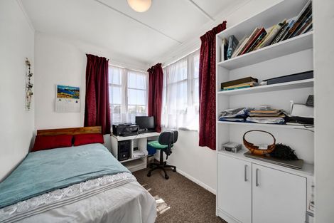 Photo of property in 44 Fantham Street, Hawera, 4610