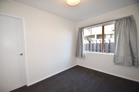 Photo of property in 9 Wairata Place, Te Atatu South, Auckland, 0610