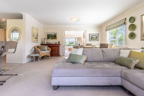 Photo of property in 3 Papawai Grove, Waikanae, 5036