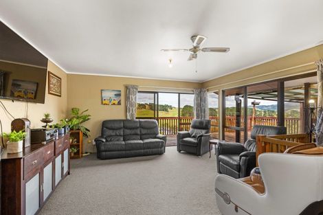 Photo of property in 35 Main Road, Raglan, 3225