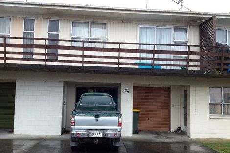 Photo of property in 6 King Edward Avenue, Papakura, 2110