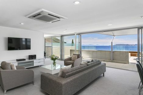 Photo of property in 20/225 Lake Terrace, Waipahihi, Taupo, 3330