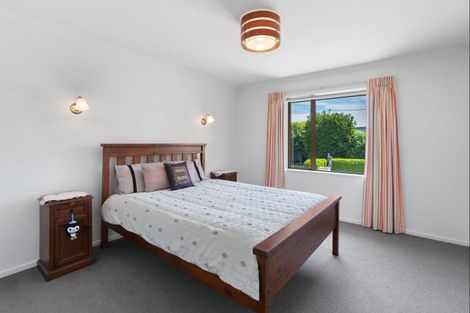 Photo of property in 72 Rotherham Drive, West Melton, 7618